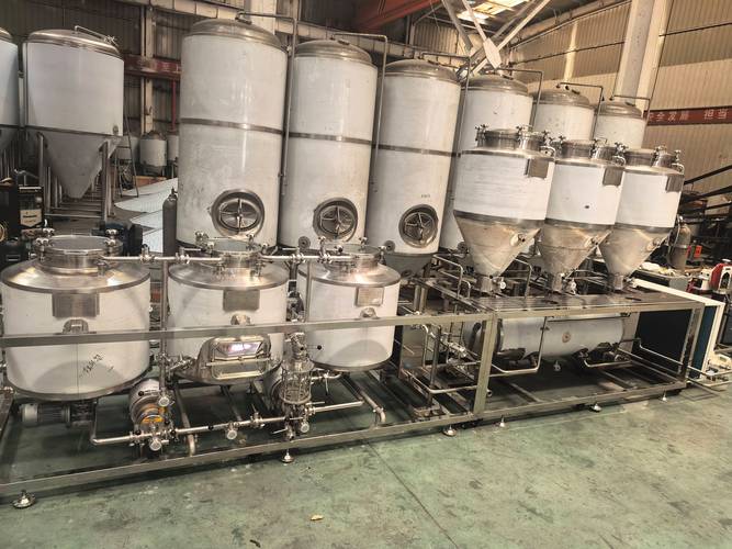 饶平数控啤酒设备多少钱一套？新手开精酿酒吧能直接上手吗